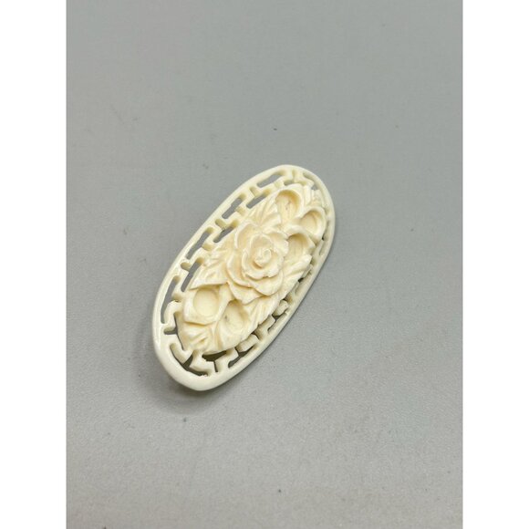 Vintage Carved Celluloid Ivory White Floral Brooch Pin Intricate Rose Design - Picture 3 of 6